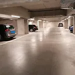 Bartine - Modern And Spacious Flat Near The Sea, Free Parking Space