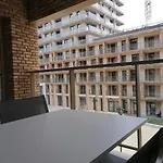 Bartine - Modern And Spacious Flat Near The Sea, Free Parking Space