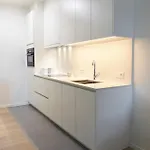 Bartine - Modern And Spacious Flat Near The Sea, Free Parking Space *