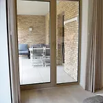 Bartine - Modern And Spacious Flat Near The Sea, Free Parking Space 奥斯滕德