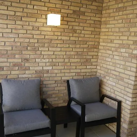 Bartine - Modern And Spacious Flat Near The Sea, Free Parking Space Oostende