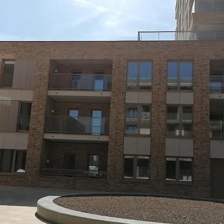 Bartine - Modern And Spacious Flat Near The Sea, Free Parking Space * Oostende