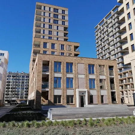 Bartine - Modern And Spacious Flat Near The Sea, Free Parking Space Lägenhet