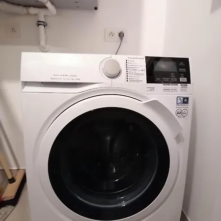 Апартаменти Bartine - Modern And Spacious Flat Near The Sea, Free Parking Space *