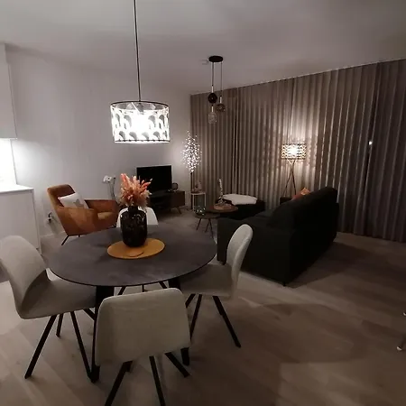 Lägenhet Bartine - Modern And Spacious Flat Near The Sea, Free Parking Space