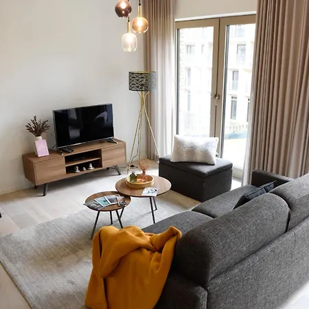 Апартаменти Bartine - Modern And Spacious Flat Near The Sea, Free Parking Space Остенде