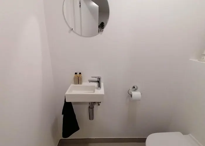 Bartine - Modern And Spacious Flat Near The Sea, Free Parking Space 公寓 奥斯滕德