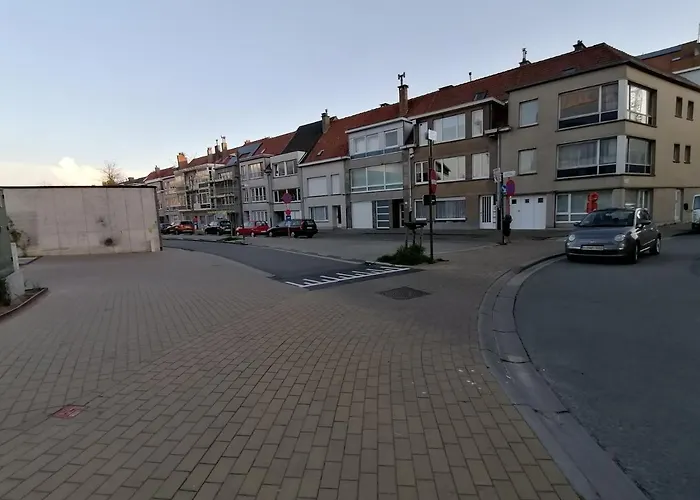 公寓 Bartine - Modern And Spacious Flat Near The Sea, Free Parking Space *