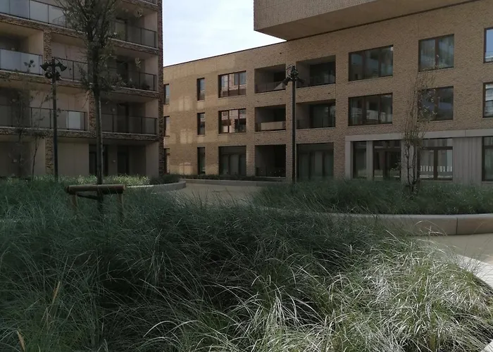 Bartine - Modern And Spacious Flat Near The Sea, Free Parking Space