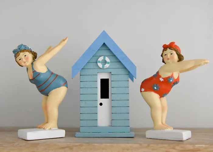 Bartine - Modern And Spacious Flat Near The Sea, Free Parking Space *