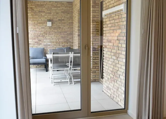 Bartine - Modern And Spacious Flat Near The Sea, Free Parking Space Ostend