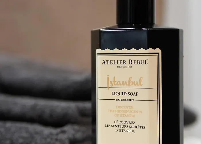 Bartine - Modern And Spacious Flat Near The Sea, Free Parking Space