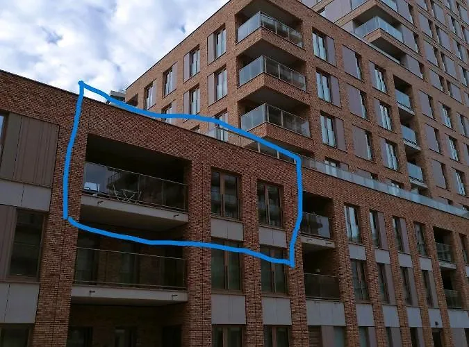 Apartman Bartine - Modern And Spacious Flat Near The Sea, Free Parking Space