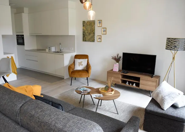 Bartine - Modern And Spacious Flat Near The Sea, Free Parking Space Ostende