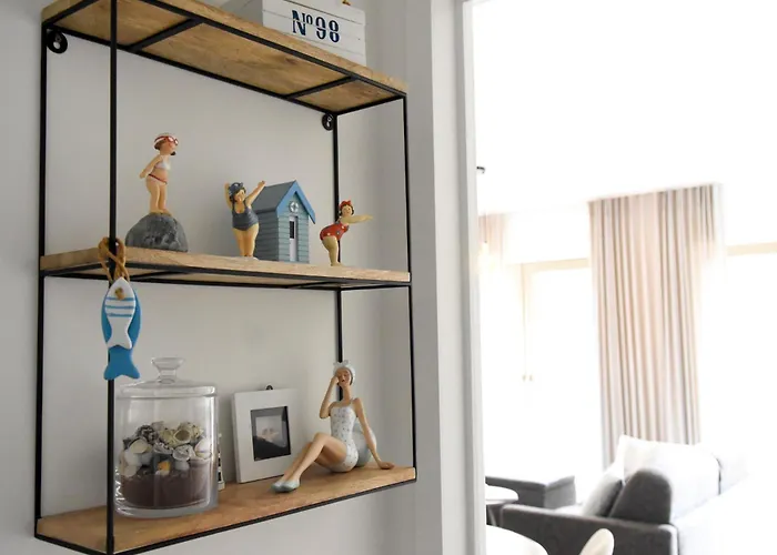 Bartine - Modern And Spacious Flat Near The Sea, Free Parking Space